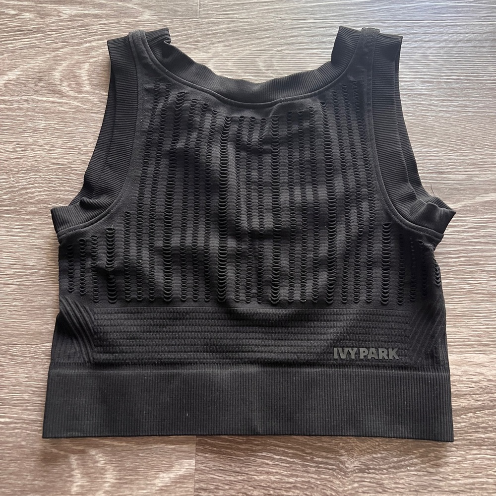 Ivy Park Black Knit Mesh Ribbed Cropped Tank Top small - Picture 2 of 8